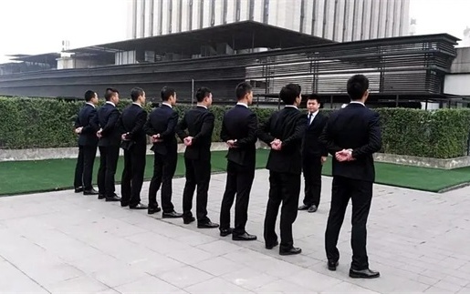 荣成持牌催收机构的正确打开方式：老司机教你避开这5大雷区